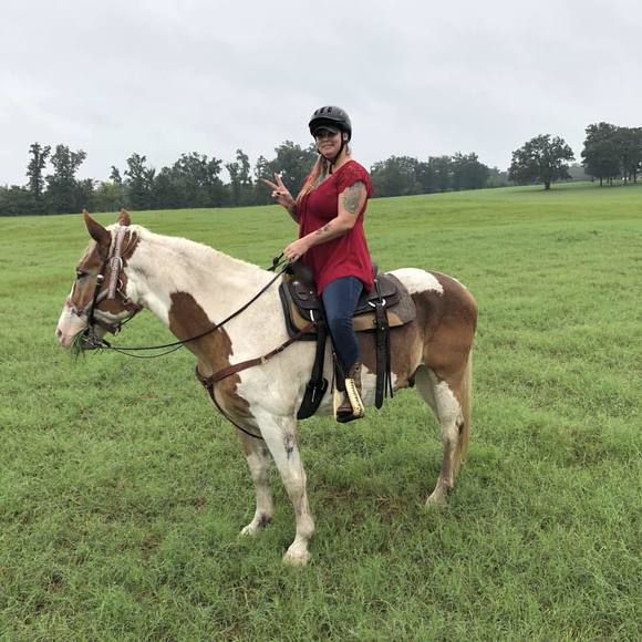 Meet your Posher, Sarah - Picture 1 of 1